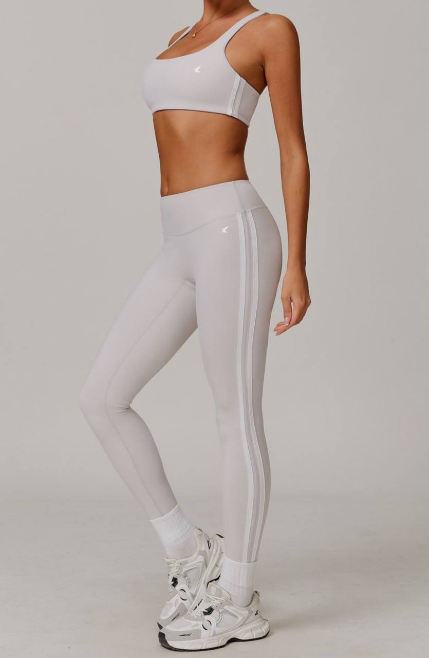 Sports Bra & Leggings Set – Stylish Activewear