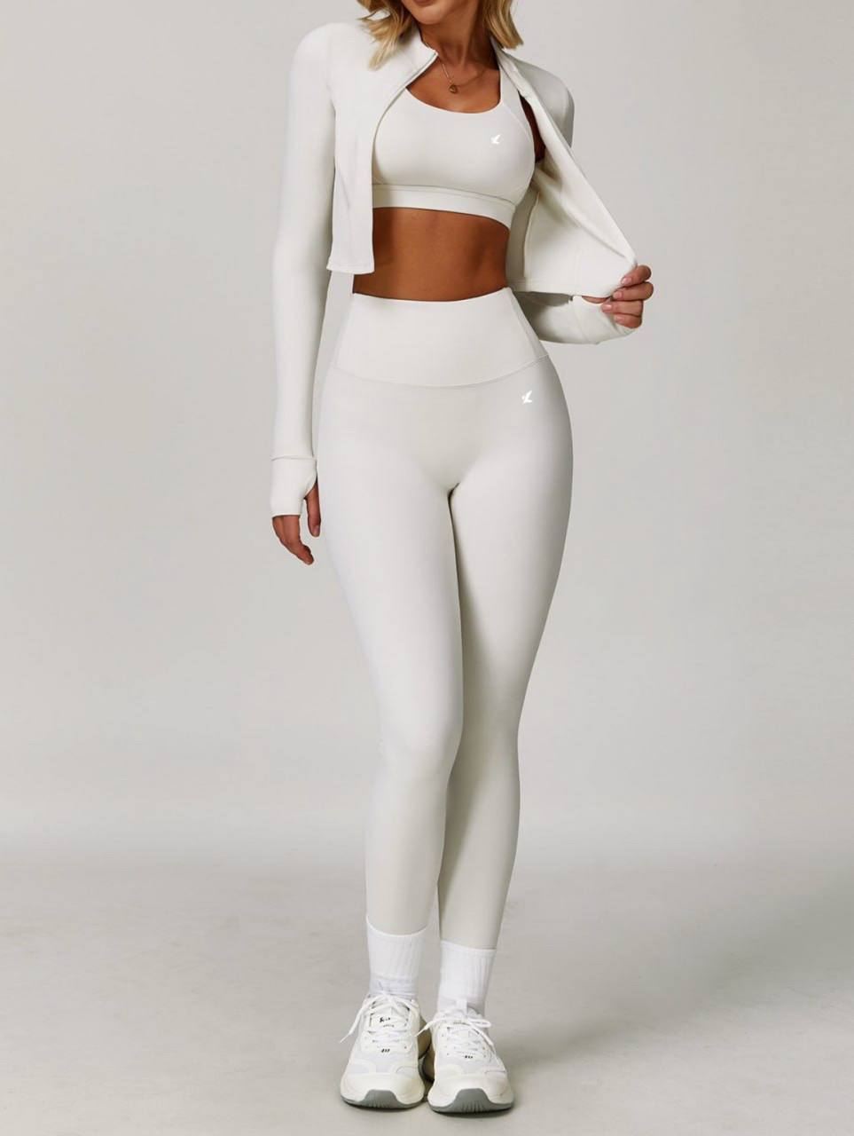 3-Piece Activewear Set – Bra, Leggings & Jacket